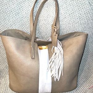 Shiraleah Tote